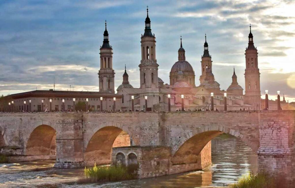 tips for traveling to zaragoza