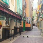 Evening traditional tapas walking tour in old zaragoza center