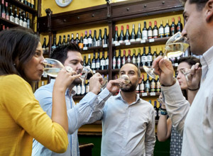 Tour de cata de vinos y tapas casco antiguo zaragoza aragon