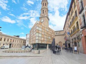 Tour Monumental y de Tapas en Zaragoza